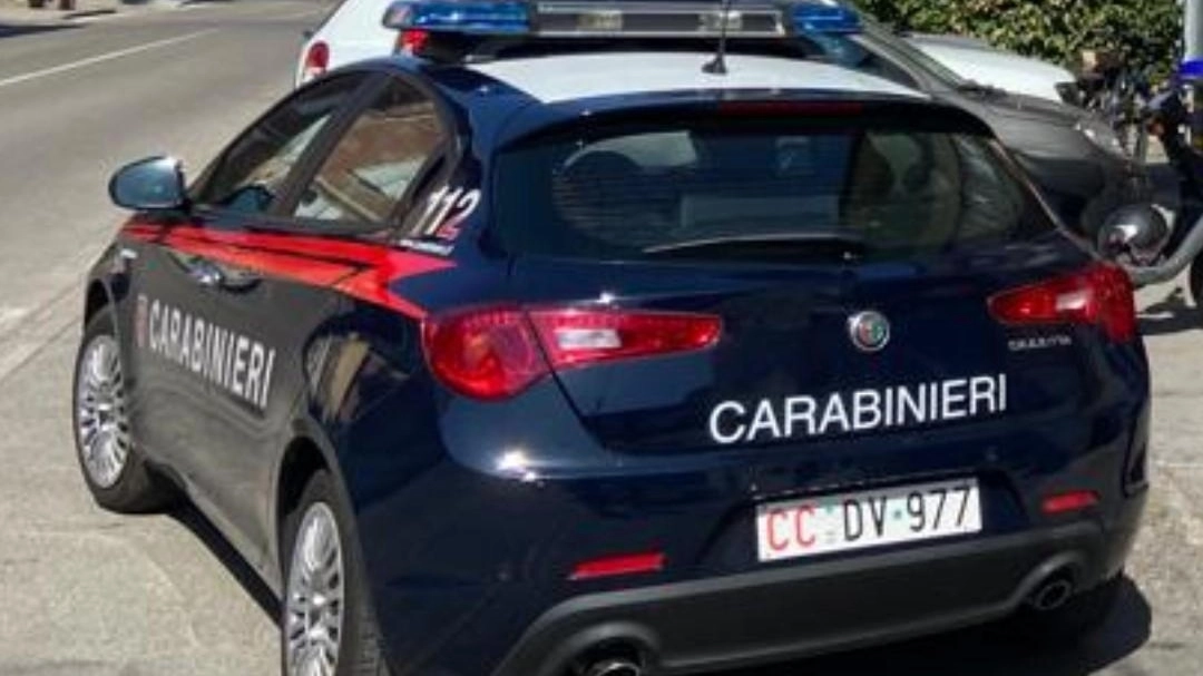 Indagini dei carabinieri Indagini dei carabinieri