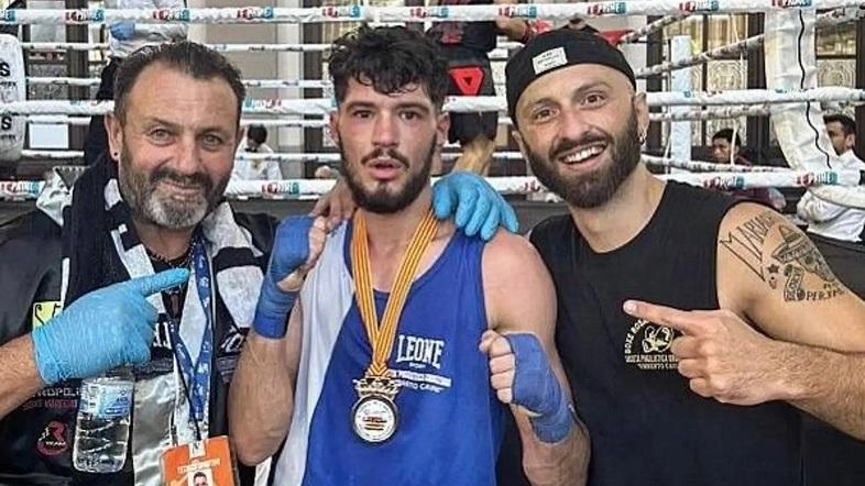 Tommaso Samà ha conquistato la medaglia d’oro al Torneo International de La Amistad Boxeo Olimpico Tommaso Samà ha conquistato la medaglia d’oro al Torneo International de La Amistad Boxeo Olimpico