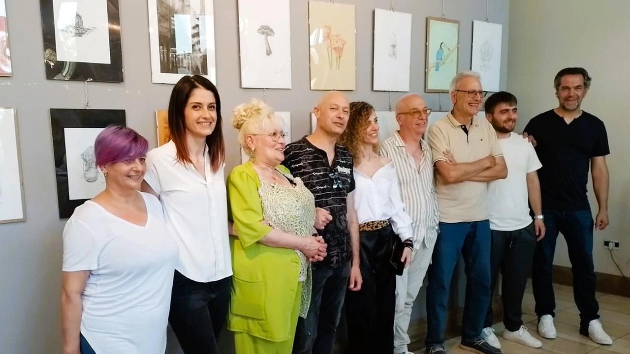 Fra le tante attività proposte dall’associazione “Il Moderno“ in collaborazione con il Comune c’è anche il corso di disegno Fra le tante attività proposte dall’associazione “Il Moderno“ in collaborazione con il Comune c’è anche il corso di disegno