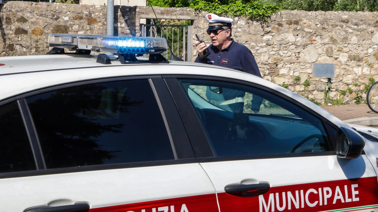 La Polizia municipale indaga sulle auto-pirata a Poggibonsi (foto di repertorio)