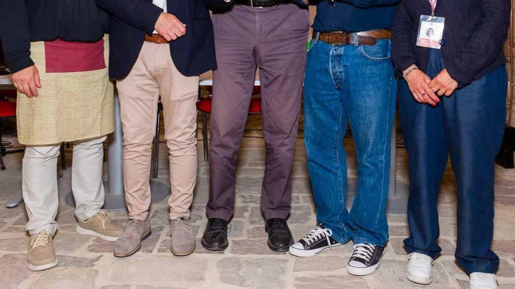 Il presidente della Vetreria Cooperativa Piegaro, Bruno Gallo, premiato in occasione del festival che in questi giorni sta animando il borgo Il presidente della Vetreria Cooperativa Piegaro, Bruno Gallo, premiato in occasione del festival che in questi giorni sta animando il borgo