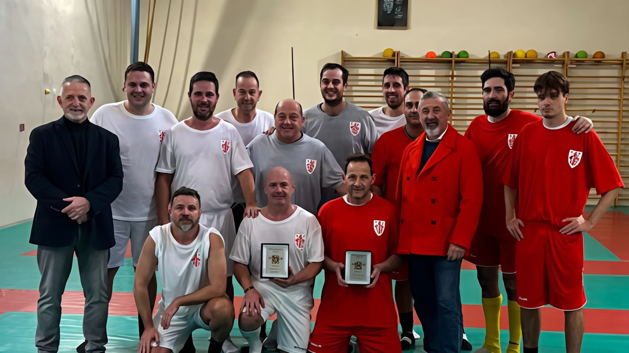 Nella palestra Pgf Libertas, ex refettorio del Convento di Santa Maria Novella, la XV edizione del Derby Storico Fiorentino di... Nella palestra Pgf Libertas, ex refettorio del Convento di Santa Maria Novella, la XV edizione del Derby Storico Fiorentino di...