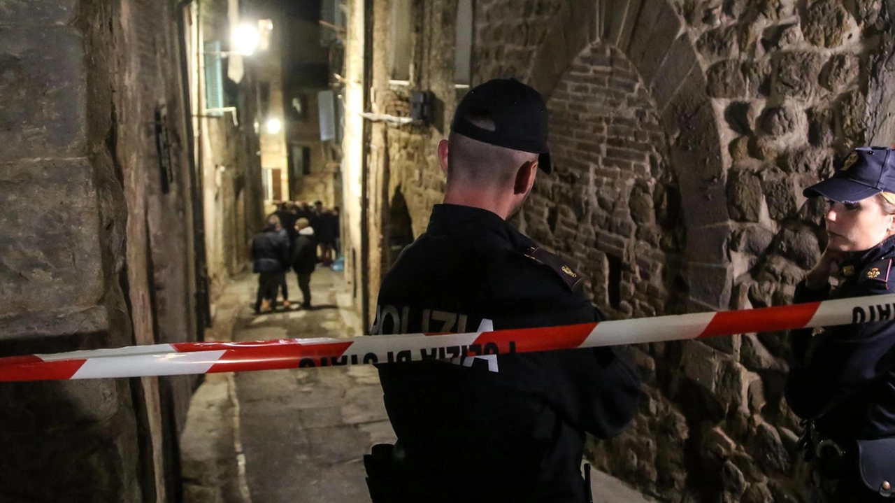 Andrea Prospero, lo studente di Lanciano di 19 anni, è stato trovato morto in un appartamento affittato in centro a Perugia, poco lontano dallo studentato dove era alloggiato