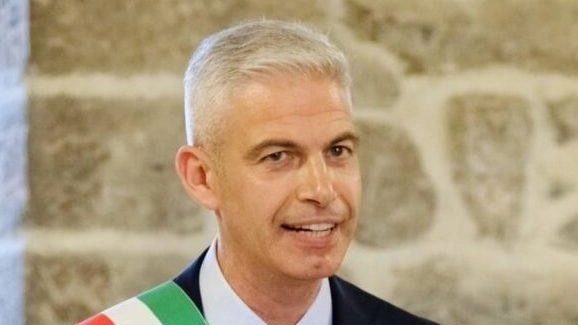 Michele Toniaccini. A destra Vittoria Ferdinandi col sindaco di Napoli. Manfredi Michele Toniaccini. A destra Vittoria Ferdinandi col sindaco di Napoli. Manfredi