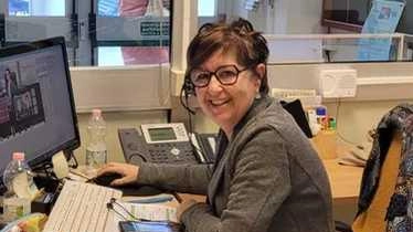 L’operatrice al centralino del Comune L’operatrice al centralino del Comune
