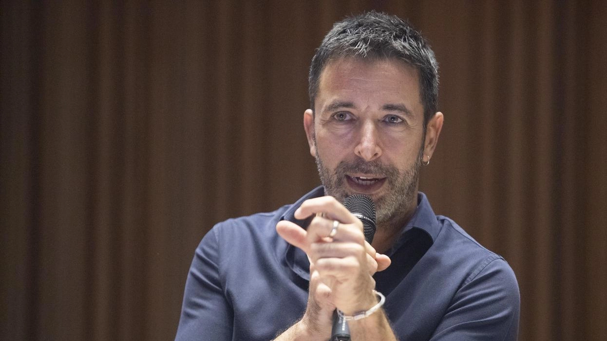 Da oggi a domenica all’Auditorium San Francesco al Prato cinema, letteratura e incontri tra giallo, thriller e narrativa d’inchiesta Da oggi a domenica all’Auditorium San Francesco al Prato cinema, letteratura e incontri tra giallo, thriller e narrativa d’inchiesta