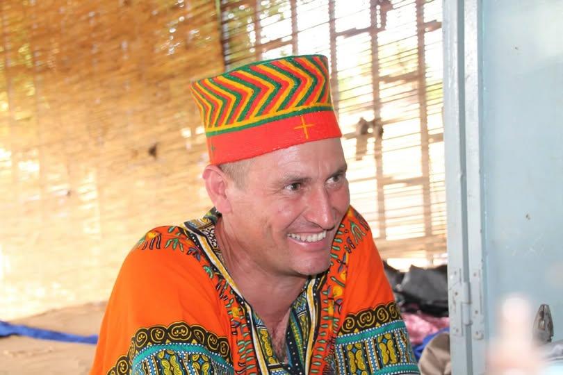 Da Montevarchi al Burkina Faso: Paolo Turini e la sua storia d’amore e di missione Da Montevarchi al Burkina Faso: Paolo Turini e la sua storia d’amore e di missione