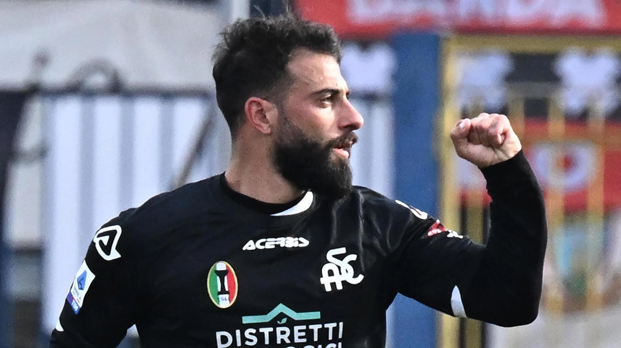 Daniele Verde torna al 'Picco': emozioni e ricordi indelebili con lo Spezia