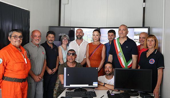 https://www.lanazione.it/image-service/view/acePublic/alias/contentid/ZTFlMDQ0MGYtM2VmMi00/0/allerta-rossa-per-rischio-roghi-monte-pisano-super-sorvegliato.jpeg?f=1.91:1&w=1200