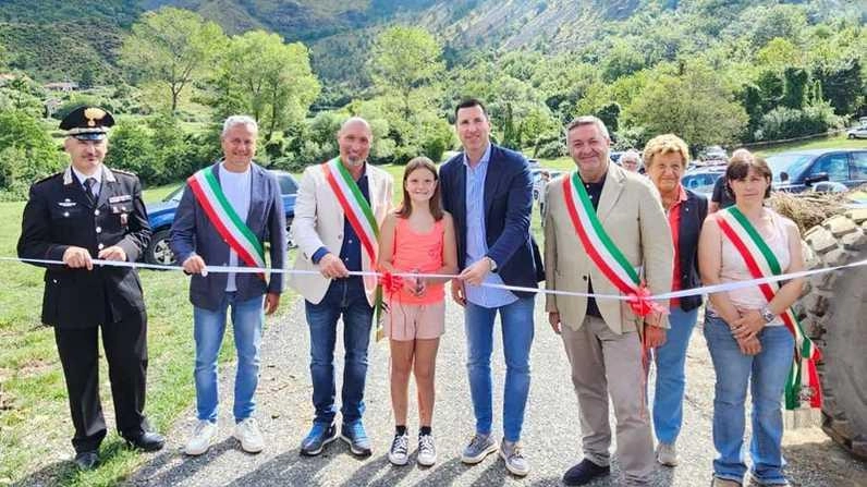 L’inaugurazione del cantiere. L’intervento, finanziato con circa 800mila euro provenienti dal Fondo Sviluppo e Coesione 2021-2027,. durerà circa 120 giorni L’inaugurazione del cantiere. L’intervento, finanziato con circa 800mila euro provenienti dal Fondo Sviluppo e Coesione 2021-2027,. durerà circa 120 giorni