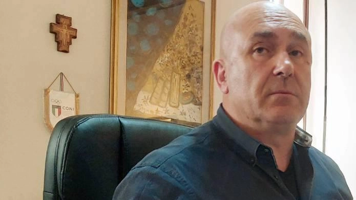Paolo Alli (presidente di Ap) avrà un incarico di governo. "Presenteremo le nostre liste, ma io non mi candido. A Terni? Ci siamo parlati: non saremo il sassolino d’inciampo della coalizione". Paolo Alli (presidente di Ap) avrà un incarico di governo. "Presenteremo le nostre liste, ma io non mi candido. A Terni? Ci siamo parlati: non saremo il sassolino d’inciampo della coalizione".