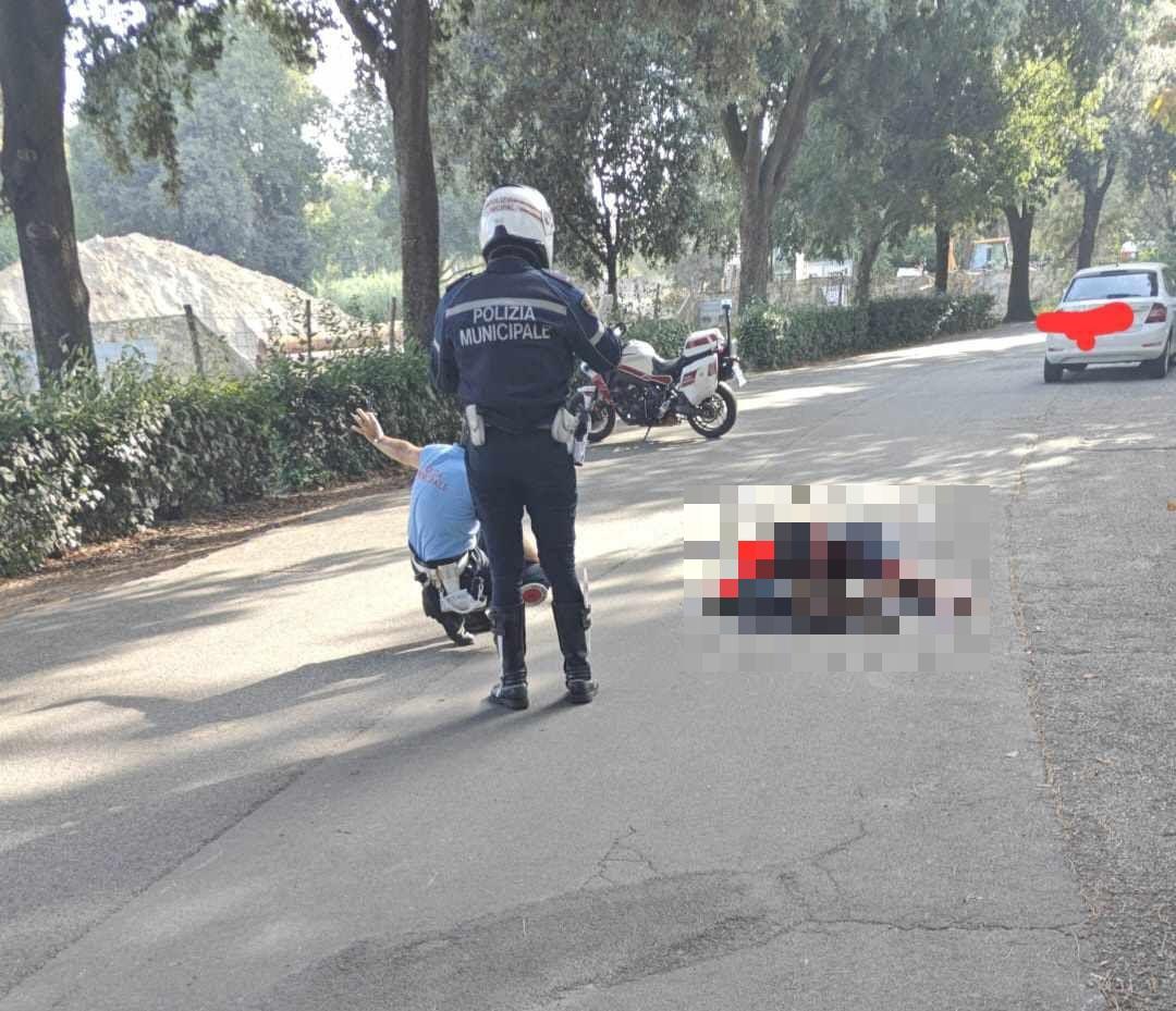 “Aggredito con un’arma da taglio”. Cascine, uomo ferito portato in ospedale