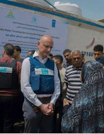 https://www.lanazione.it/image-service/view/acePublic/alias/contentid/ZTI5MWNjYTctNjkzOS00/0/da-porcari-a-gaza-per-lonu-mrakic-al-servizio-della-pace-come-operatore-internazionale.jpeg