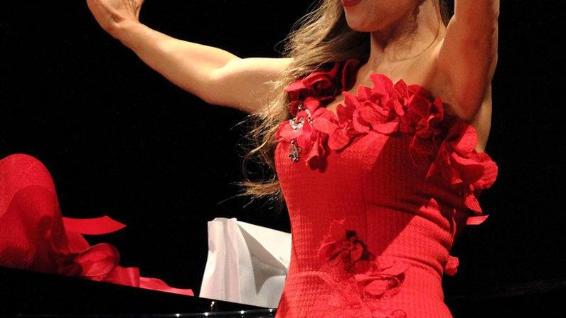 Le lezioni della la scuola per cantanti lirici e musicisti diretta dal baritono Mario Cassi . Le lezioni della la scuola per cantanti lirici e musicisti diretta dal baritono Mario Cassi .