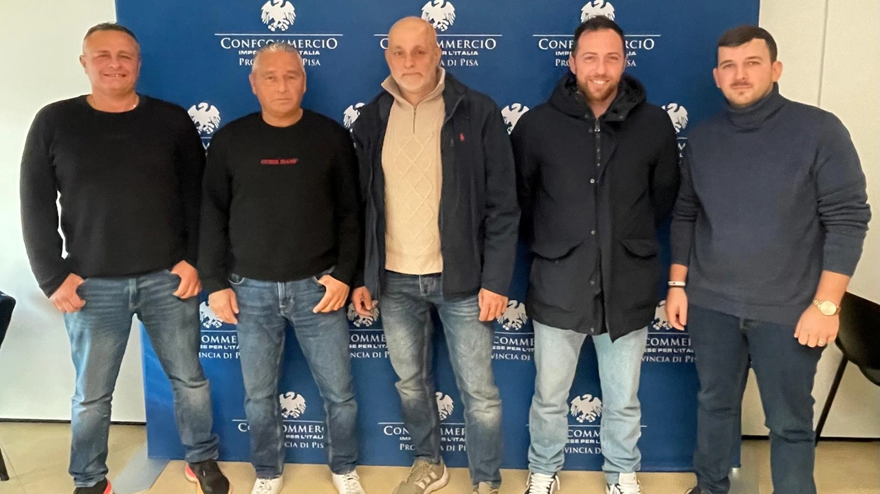 Il consiglio direttivo di ConfTaxi Pisa Il consiglio direttivo di ConfTaxi Pisa