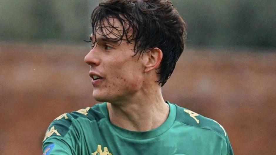 Il difensore Iacopo D’Alessandro, camaiorese doc classe ’99, arriva al Viareggio dopo l’esperienza in D con la Fezzanese. È un autentico jolly Il difensore Iacopo D’Alessandro, camaiorese doc classe ’99, arriva al Viareggio dopo l’esperienza in D con la Fezzanese. È un autentico jolly
