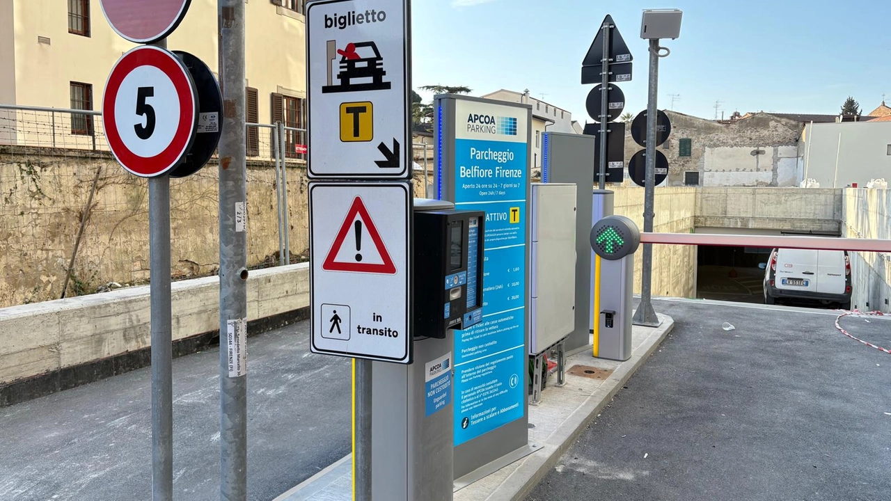 Ingresso parcheggio Belfiore Ingresso parcheggio Belfiore