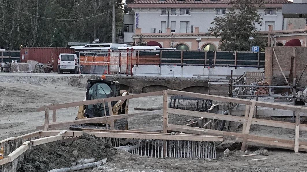 Il parcheggio da milioni di euro: "Realizziamo progetti low cost per tutelare risorse e territorio"