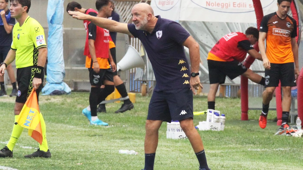 I due potrebbero non essere nell’undici titolare domenica a Monticelli. Mister Palladini studia le alternative in una gara da prendere con le molle. I due potrebbero non essere nell’undici titolare domenica a Monticelli. Mister Palladini studia le alternative in una gara da prendere con le molle.