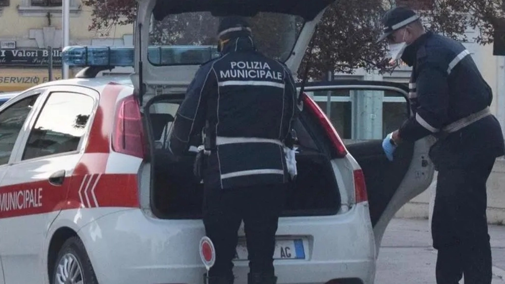 Polizia municipale (immagine di repertorio)