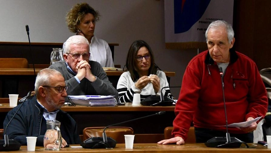 Anche i Repubblicani critici contro l’Asl: "Serve un cambio di passo" Anche i Repubblicani critici contro l’Asl: "Serve un cambio di passo"