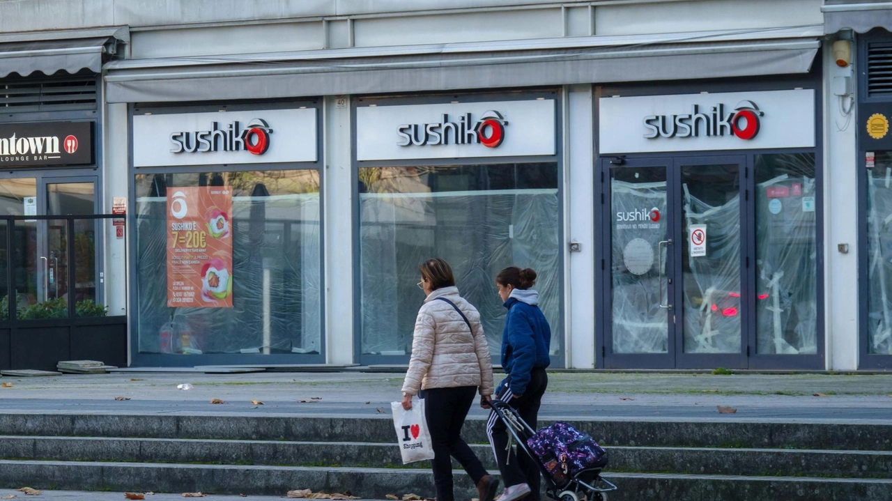 L’angolo del food del Centro Kennedy è chiuso da mesi L’angolo del food del Centro Kennedy è chiuso da mesi