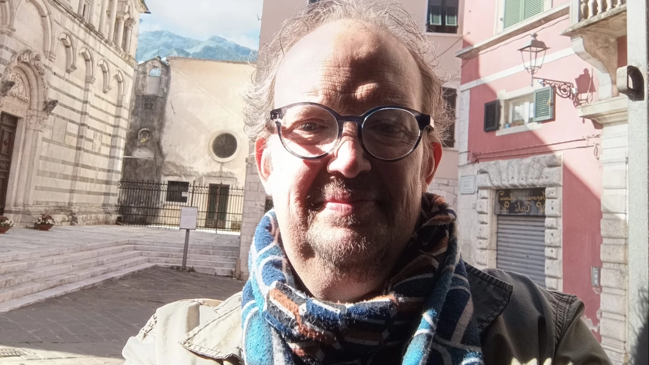 Daniele Donvito di Bergamo, 52 anni, apre con l’aiuto di chef Sasha Daniele Donvito di Bergamo, 52 anni, apre con l’aiuto di chef Sasha