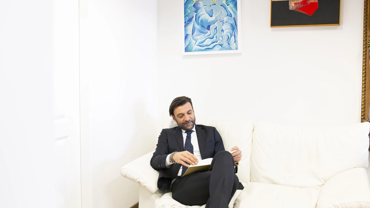 Con il nuovo ddl lavoro si è tornato a parlare erroneamente delle cosiddette dimissioni in bianco, pratica che colpiva, fino... Con il nuovo ddl lavoro si è tornato a parlare erroneamente delle cosiddette dimissioni in bianco, pratica che colpiva, fino...