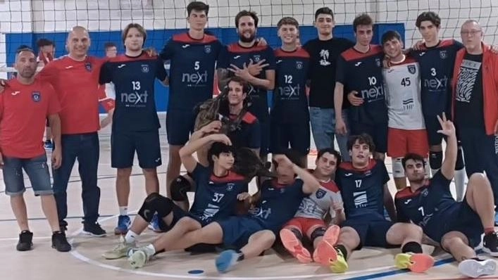 La formazione. della Pallavolo Massa Carrara ’Avengers’ promossa in serie D La formazione. della Pallavolo Massa Carrara ’Avengers’ promossa in serie D