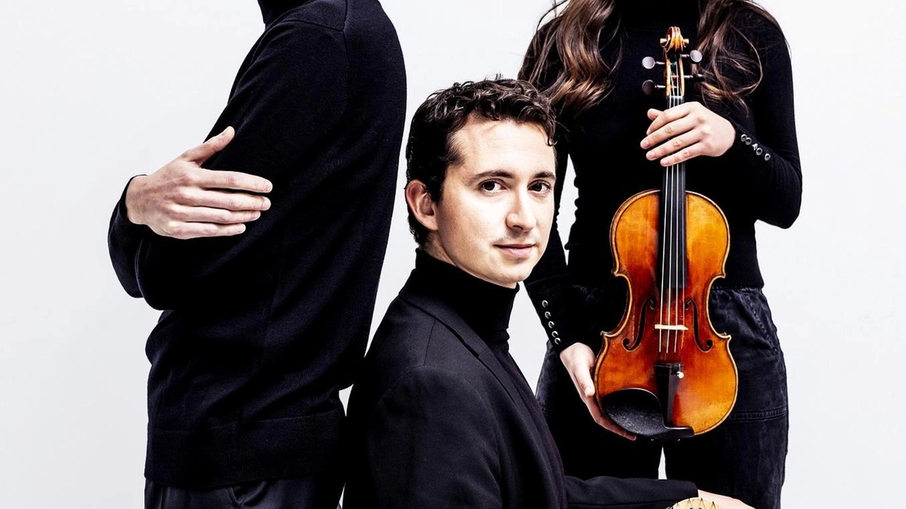 Prosegue alla Sagra Musicale Umbra l'avvicinamento alla "Bohème" di Puccini con eventi culturali come incontri, concerti e rassegne corali a Perugia. Prosegue alla Sagra Musicale Umbra l'avvicinamento alla "Bohème" di Puccini con eventi culturali come incontri, concerti e rassegne corali a Perugia.