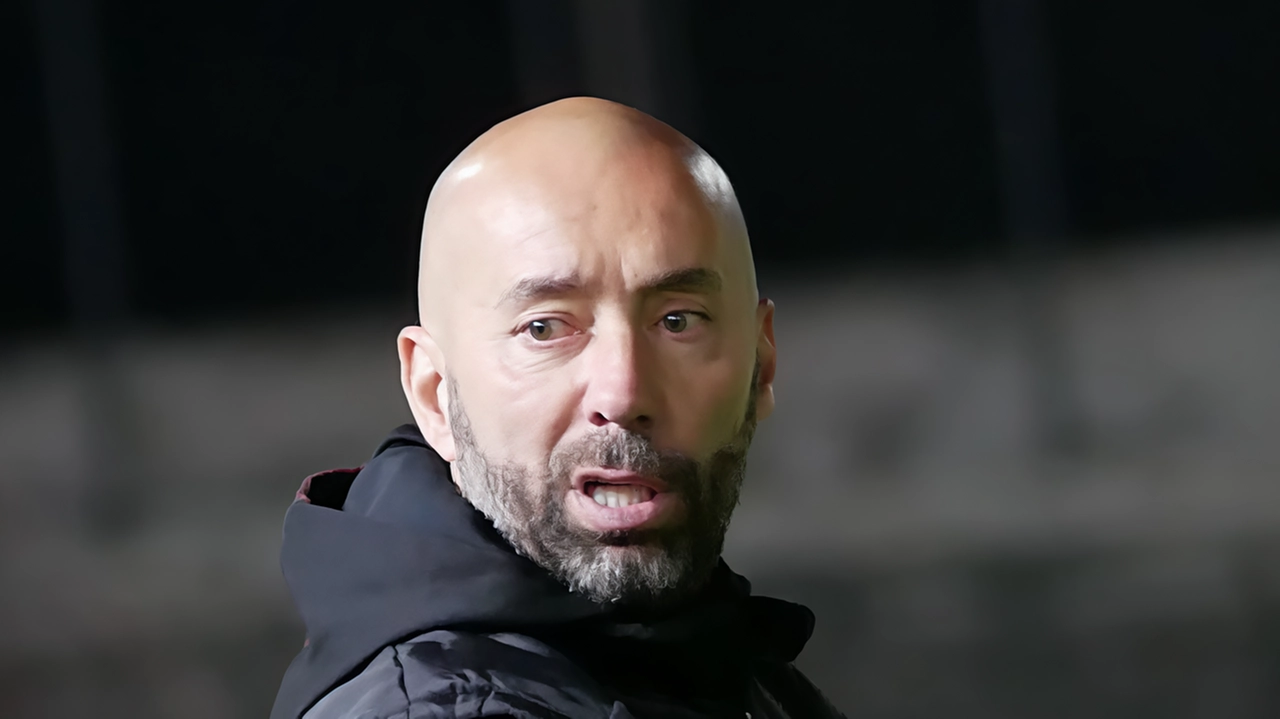 Il tecnico amaranto Cristian Bucchi