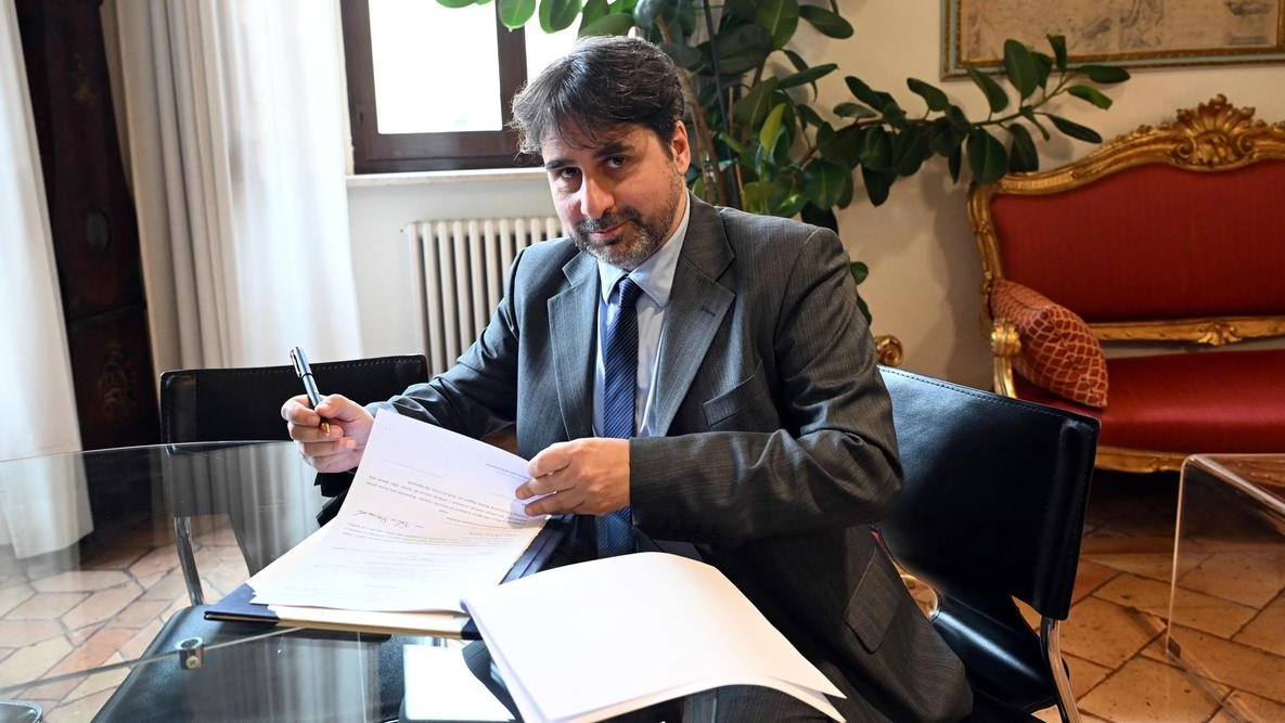 L’assessore regionale all’istruzione Fabio Barcaioli L’assessore regionale all’istruzione Fabio Barcaioli