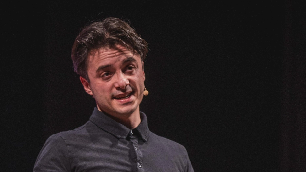 Il 19 giugno l’incontro con il comico toscano che racconterà le difficoltà di chi va a vivere da solo Il 19 giugno l’incontro con il comico toscano che racconterà le difficoltà di chi va a vivere da solo