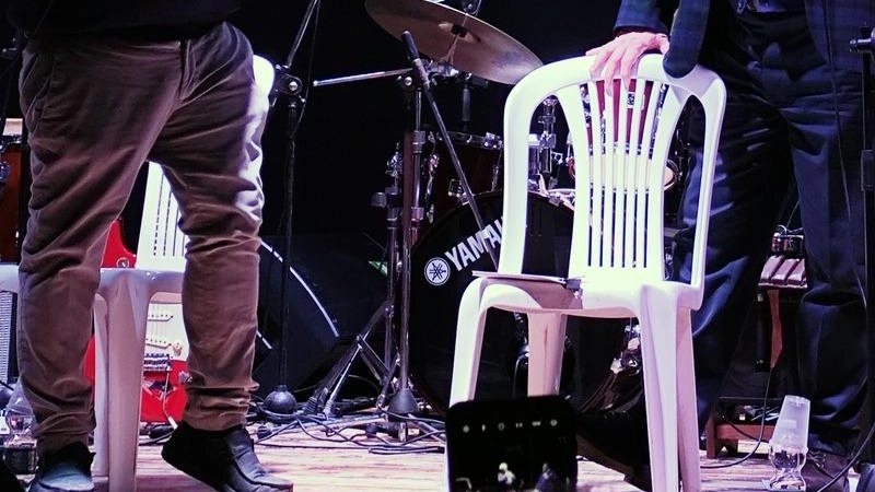 Un momento della presentazione del libro «Le mani e la mente» scritto dal neurochirurgo Giuseppe Oliveri Un momento della presentazione del libro «Le mani e la mente» scritto dal neurochirurgo Giuseppe Oliveri