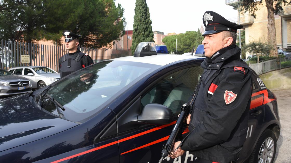 Terrore a San Sisto: operato il 27enne accoltellato, è caccia al commando Terrore a San Sisto: operato il 27enne accoltellato, è caccia al commando