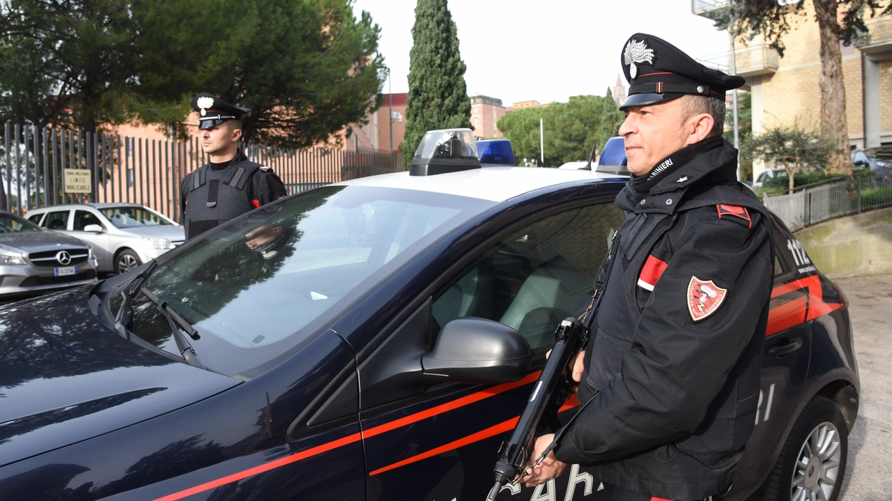 Le indagini dei carabinieri vanno avanti Le indagini dei carabinieri vanno avanti