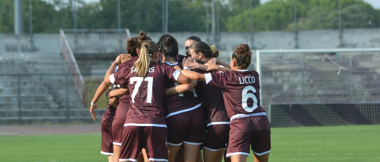 L'ACF Arezzo sbaglia un rigore e cade contro il Parma per 2-0