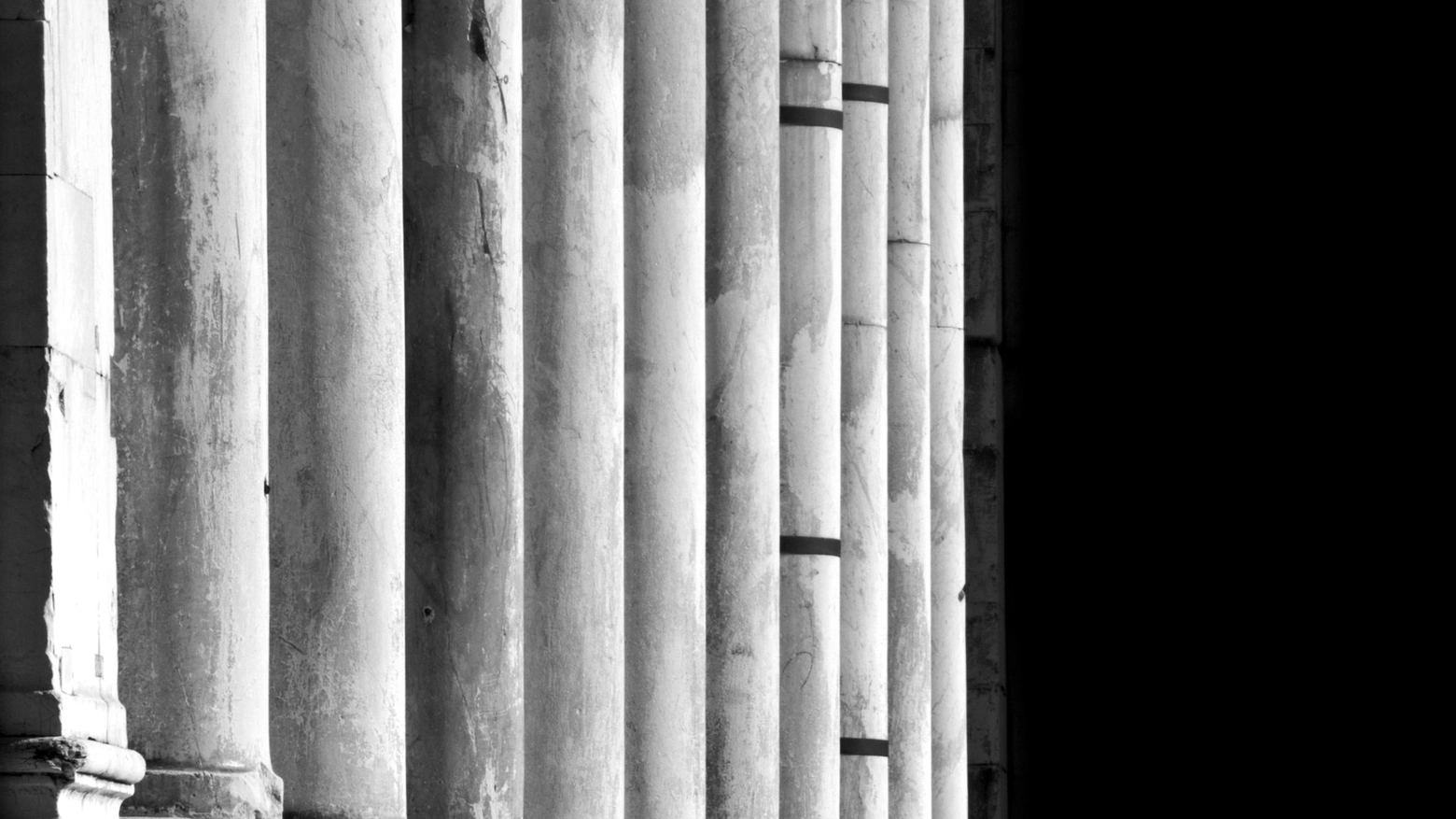 “Brevi di-stanze“: in mostra da domani al Palazzo delle Esposizioni le foto di Paolo Pacini. Che svelano la poesia nascosta nella quotidianità .