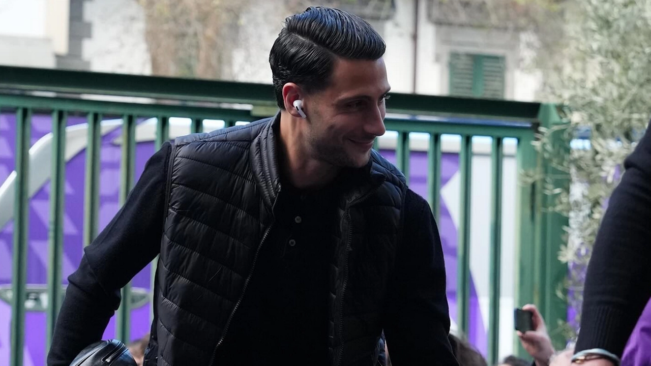 Rolando Mandragora vorrebbe restare alla Fiorentina Rolando Mandragora vorrebbe restare alla Fiorentina