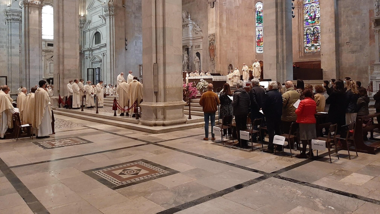 Dopo le preghiere il pellegrinaggio verso la Cattedrale e San Giovanni Dopo le preghiere il pellegrinaggio verso la Cattedrale e San Giovanni