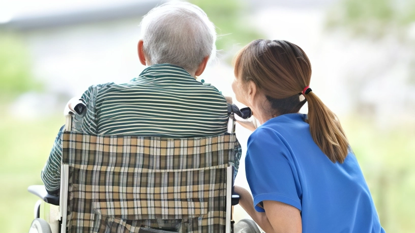 Quasi 74mila i lavoratori domestici in Toscana Quasi 74mila i lavoratori domestici in Toscana