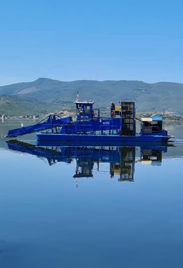 https://www.lanazione.it/image-service/view/acePublic/alias/contentid/ZTU1MzA4ZDMtNGMyYi00/0/laguna-consorzio-fermo-al-palo-migliora-la-situazione-moscerini.jpeg
