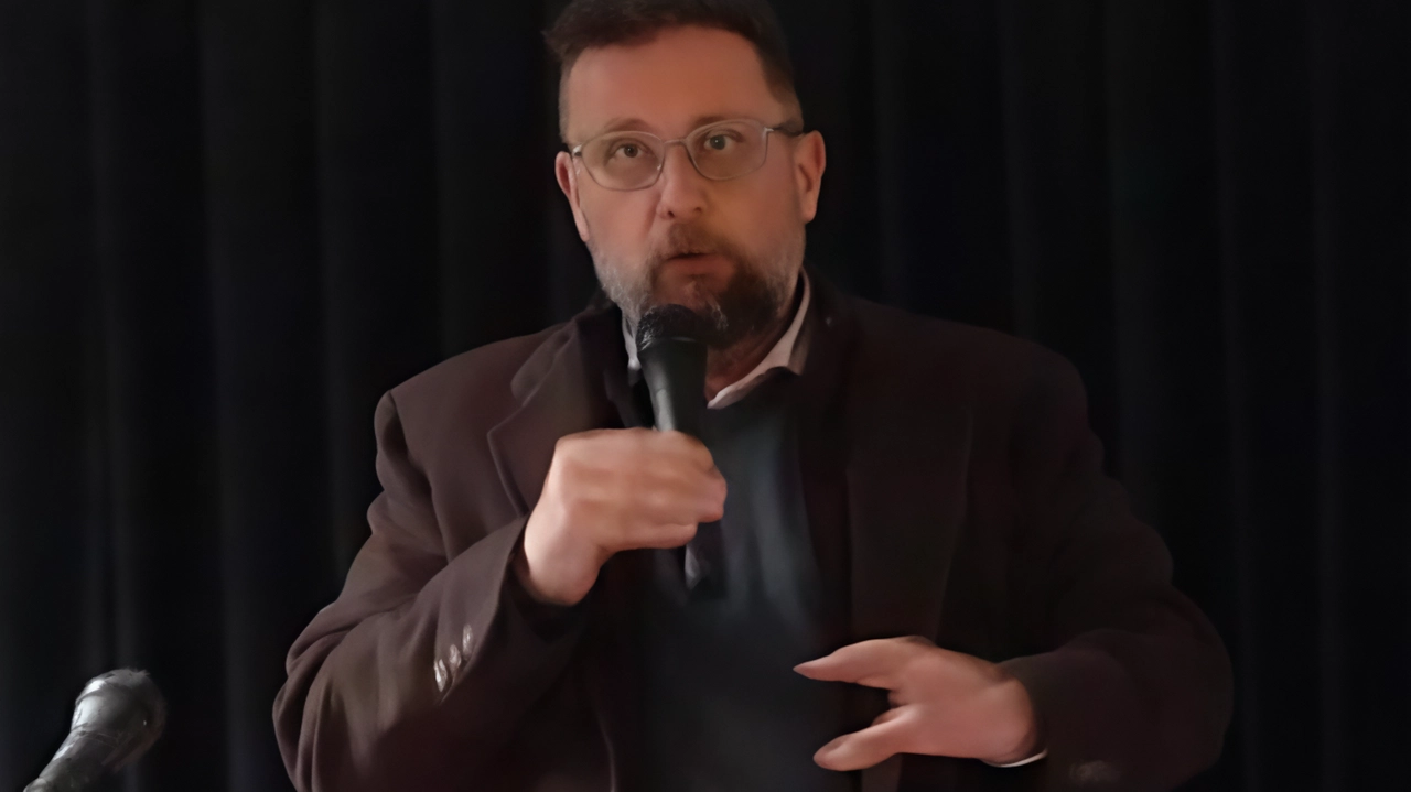"Gli steward che battono il centro storico cittadino sono un palliativo, non la cura per prevenire la ‘malamovida’. Tanto più... "Gli steward che battono il centro storico cittadino sono un palliativo, non la cura per prevenire la ‘malamovida’. Tanto più...