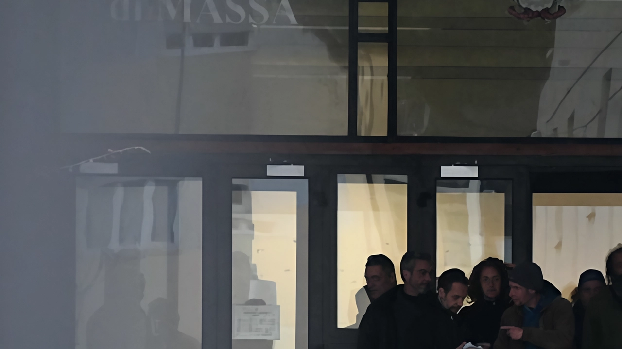 Condannato ieri nel processo per evasione in Tribunale a Massa il senegalese di 48 anni in carcere per l’omicidio del suocero nel 2010 Condannato ieri nel processo per evasione in Tribunale a Massa il senegalese di 48 anni in carcere per l’omicidio del suocero nel 2010