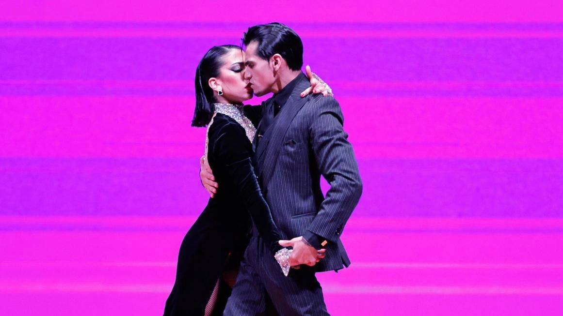 A Scandicci il "Grande encuentro" di tango all'auditorium del centro Rogers: lezioni, milonghe e musica per celebrare il Tango Argentino come Patrimonio dell'Umanità. Patrocinio del comune e prenotazioni disponibili. A Scandicci il "Grande encuentro" di tango all'auditorium del centro Rogers: lezioni, milonghe e musica per celebrare il Tango Argentino come Patrimonio dell'Umanità. Patrocinio del comune e prenotazioni disponibili.