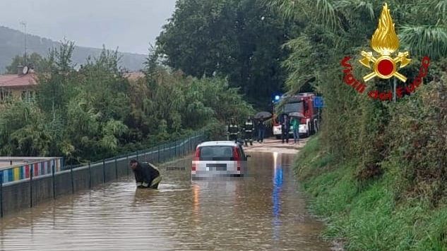 Intervento dei vigili del fuoco per il maltempo in Umbria Intervento dei vigili del fuoco per il maltempo in Umbria