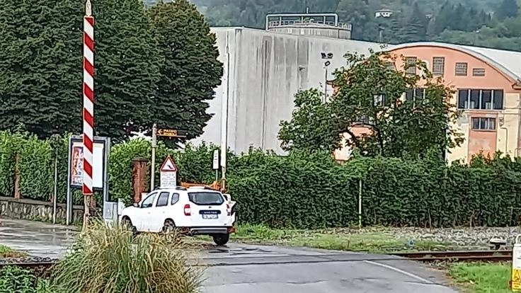 Da martedì è scattata la chiusura definitiva del passaggio a livello di via Fermi