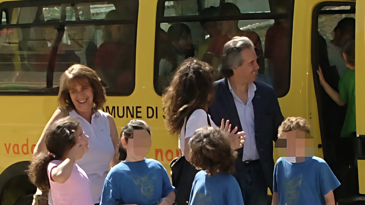 Aperto il bando per volontari. L’addetto controllerà i bimbi . e verificherà che non ci siano. malintenzionati o problemi. . Aperto il bando per volontari. L’addetto controllerà i bimbi . e verificherà che non ci siano. malintenzionati o problemi. .