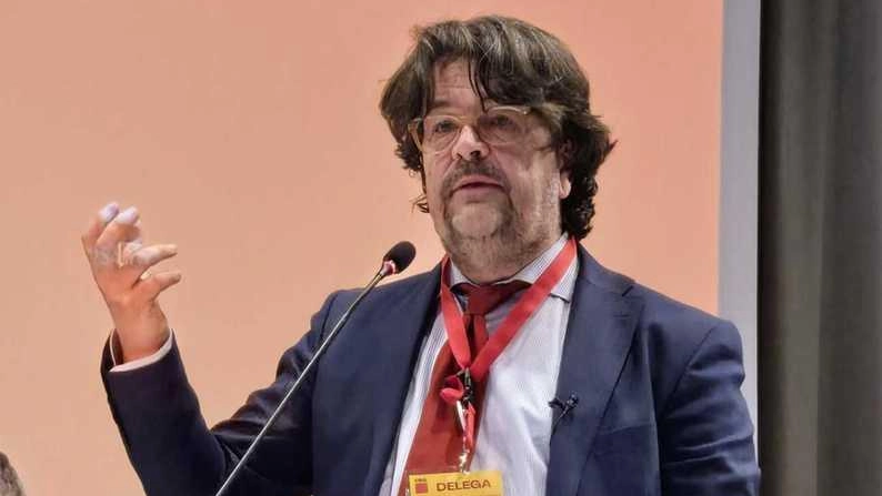 Il numero uno di Cgil Prato Pistoia al termine della campagna elettorale si è detto fiducioso "I temi del referendum sono trasversali: riscontrata grande sensibilità nei luoghi di lavoro" . Il numero uno di Cgil Prato Pistoia al termine della campagna elettorale si è detto fiducioso "I temi del referendum sono trasversali: riscontrata grande sensibilità nei luoghi di lavoro" .