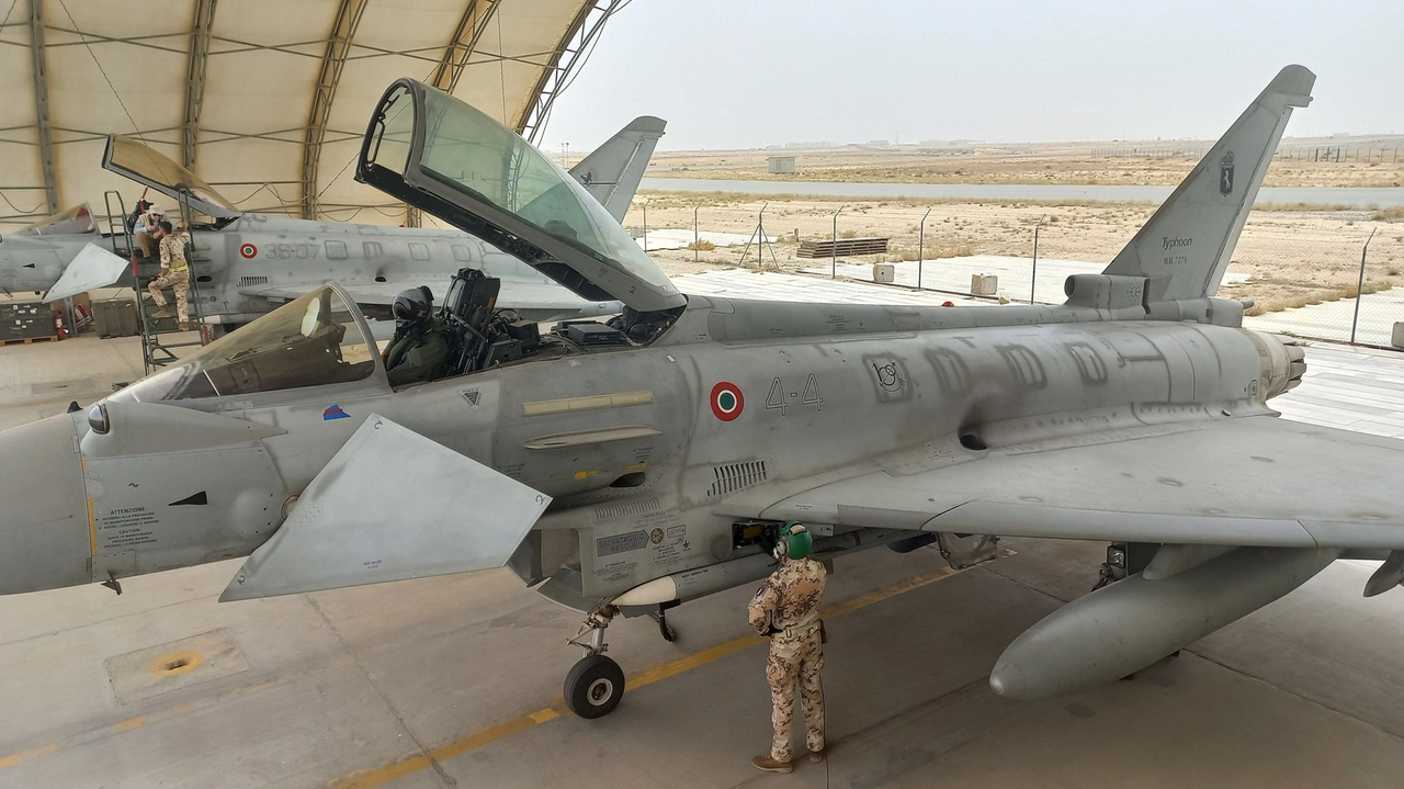 Il 4° Stormo in Kuwait, gli Eurofighter vigilano contro il terrorismo Il 4° Stormo in Kuwait, gli Eurofighter vigilano contro il terrorismo